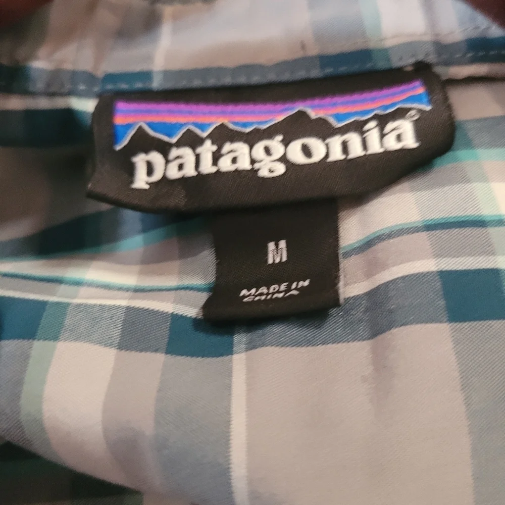 Patagonia Men's High Moss Plaid Nylon Button Down Short Sleeve Shirt Medium